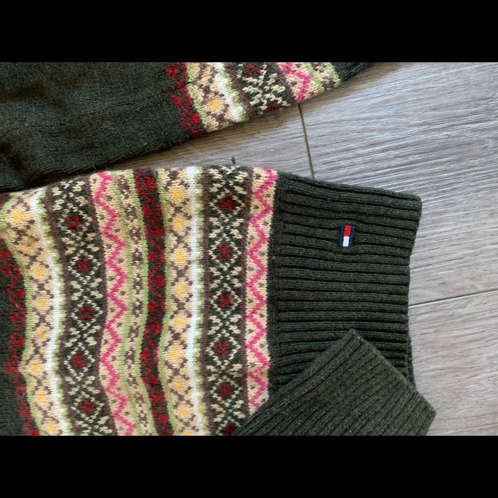 Tommy Hilfiger sweater